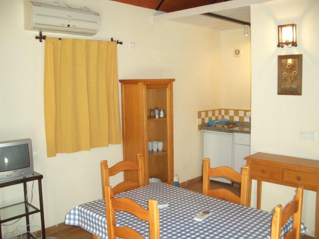 Camping La Aldea Hotel El Rocio Room photo